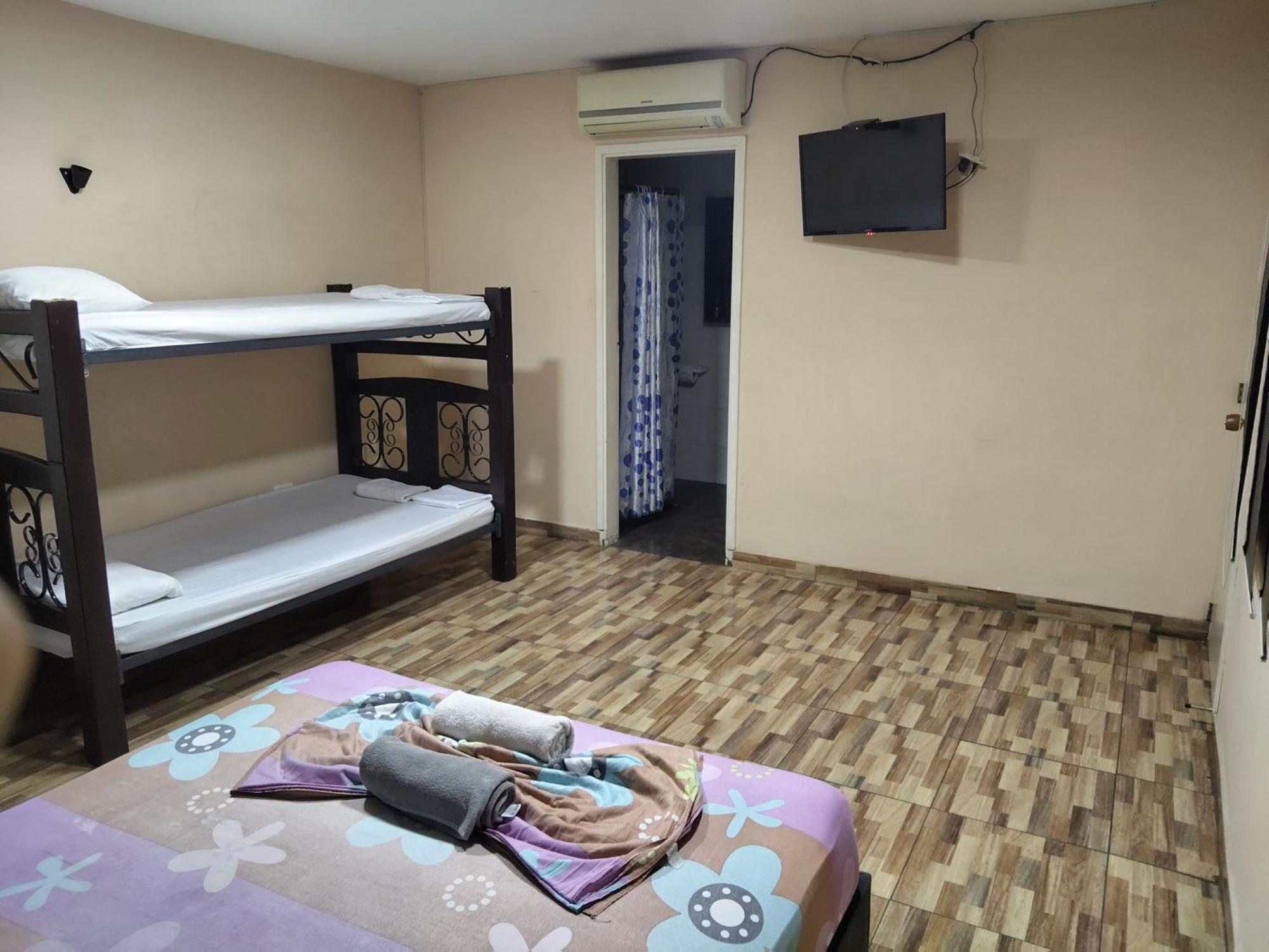 Hostal Avanza Калі Екстер'єр фото